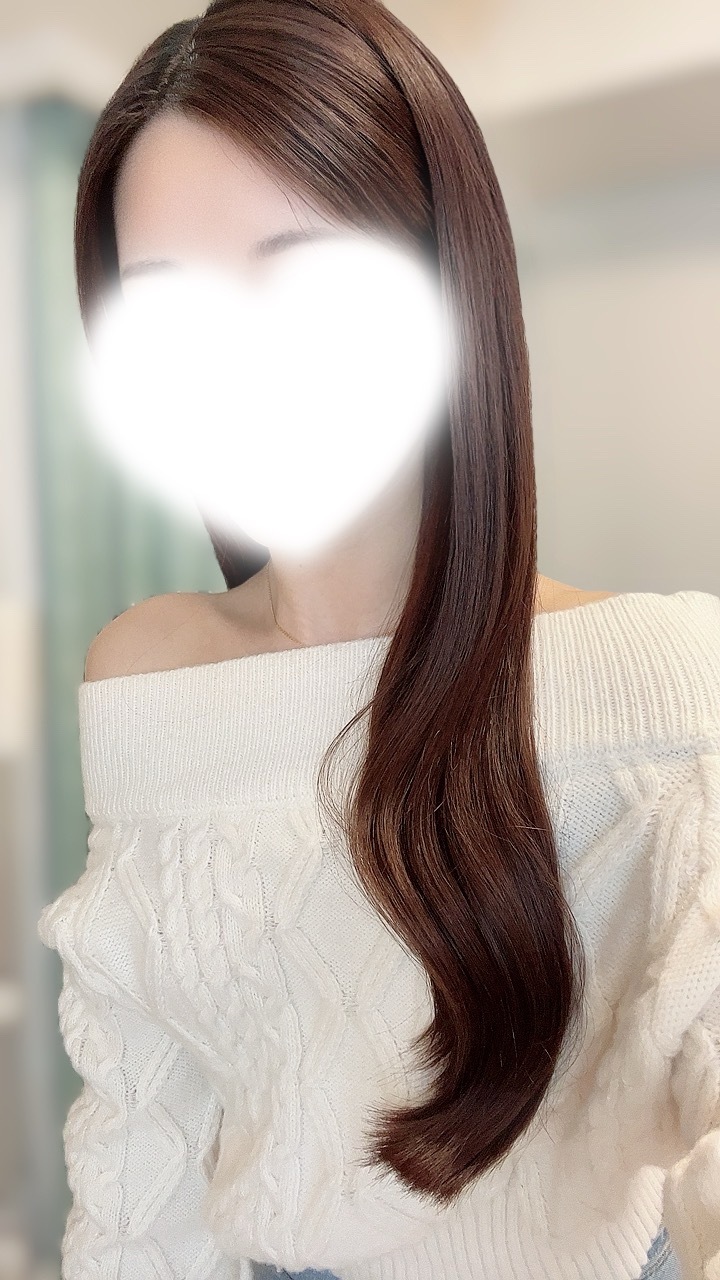 休日ひなさんメイン画像